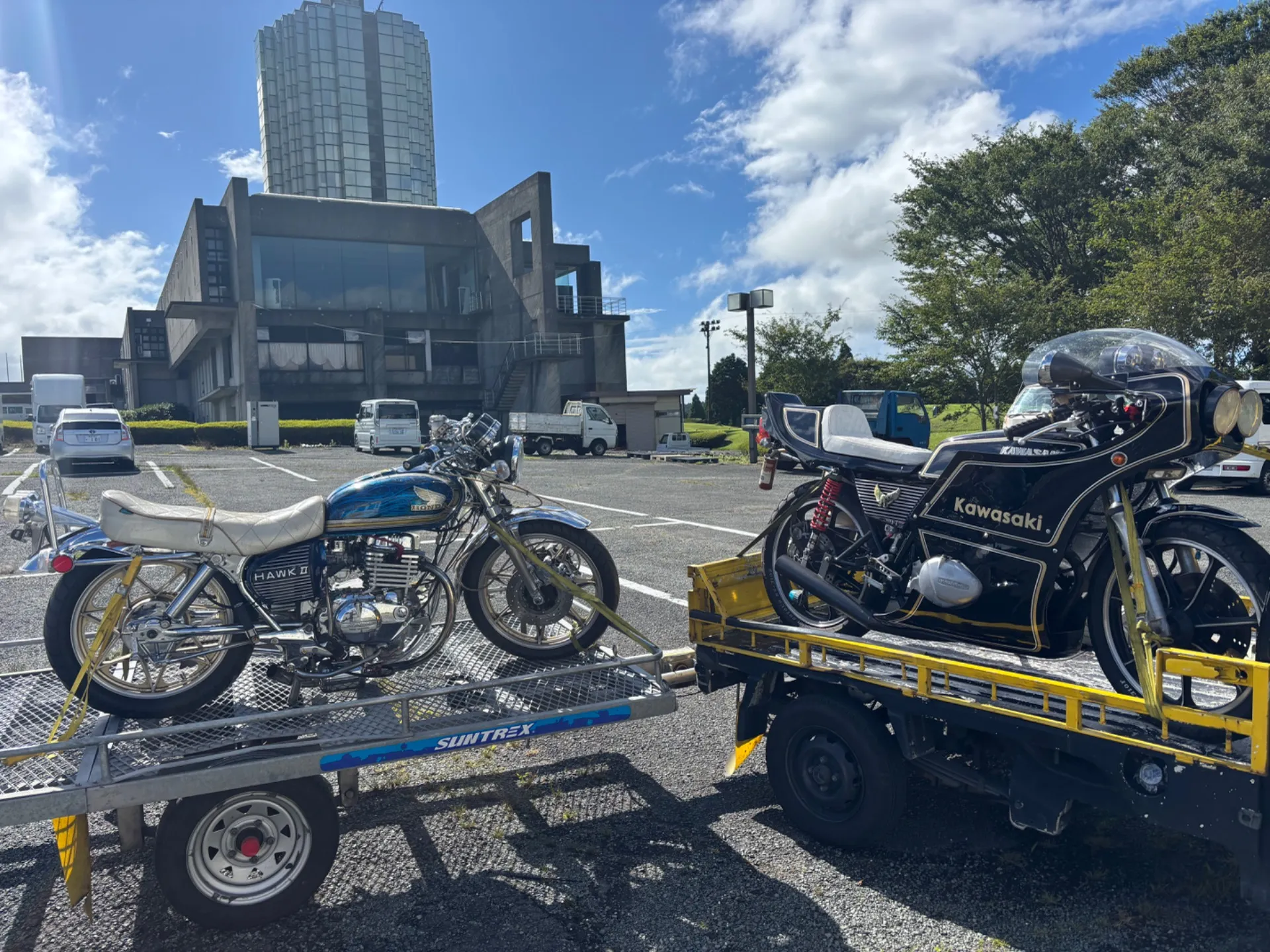 ヤフオクで買ったバイクを自宅に届ける方法｜陸送の流れ・料金・注意点